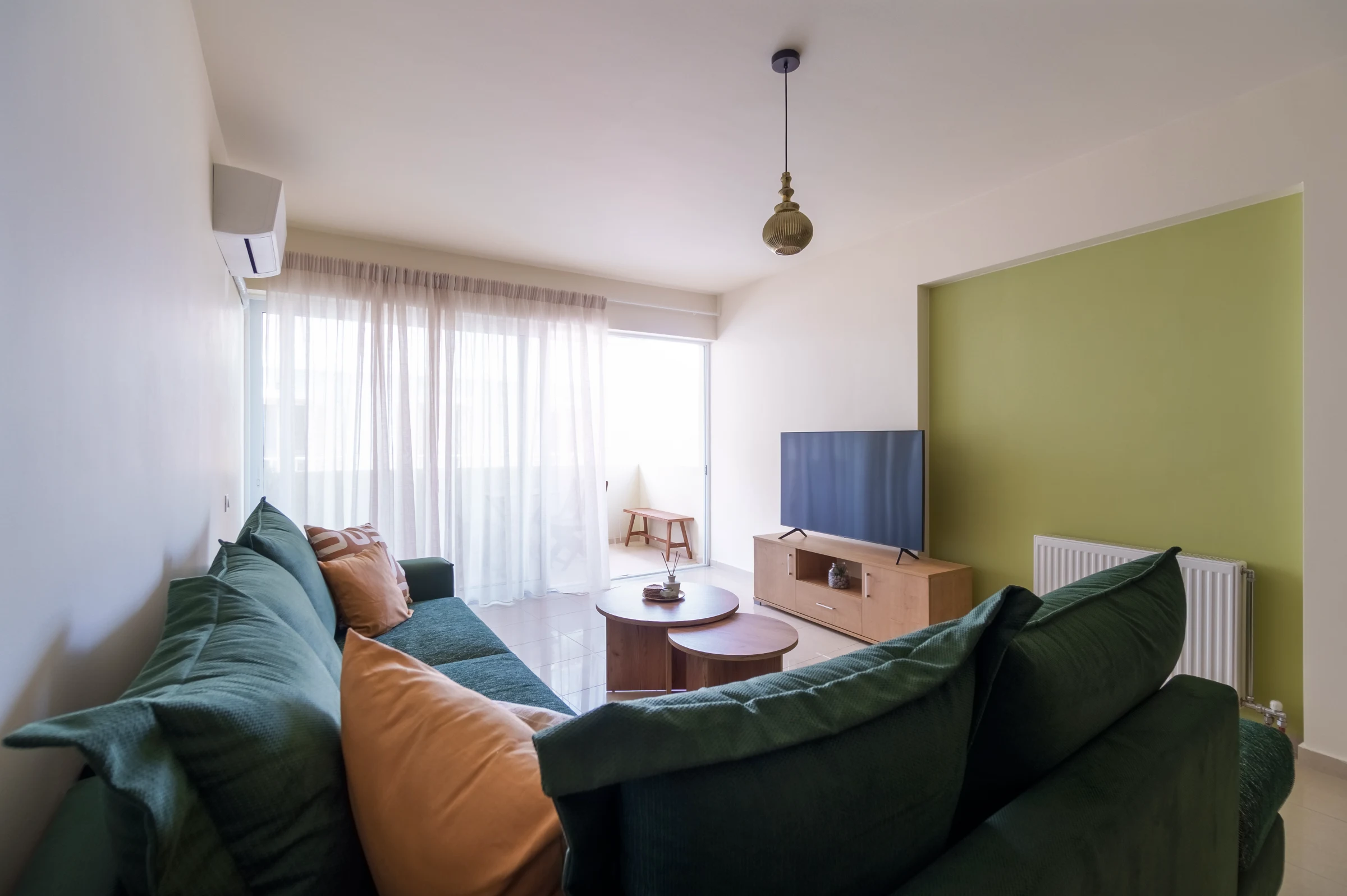 Lake View apartment